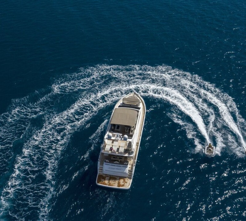 SUMMER BREEZE Yacht Charter Details, Pearl Yachts | CHARTERWORLD Luxury ...